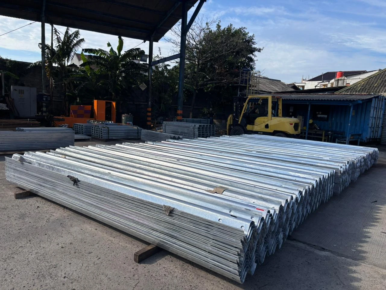 Flex - Beam Guardrail